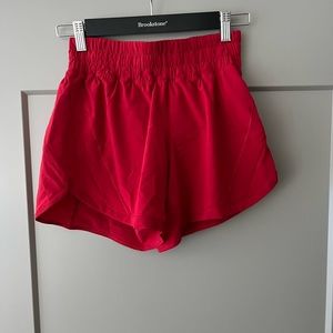 Lululemon Track that short 5”